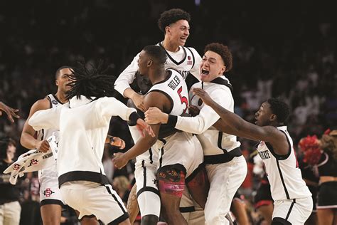 NCAA Tournament by the odds: Vegas picks and preview of  .